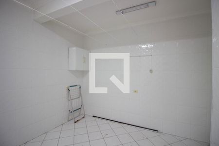 Casa à venda com 180m², 3 quartos e 2 vagasLavanderia