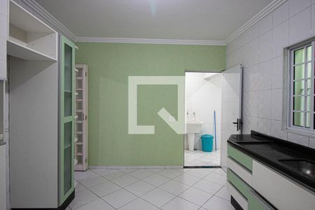 Casa à venda com 180m², 3 quartos e 2 vagasCozinha