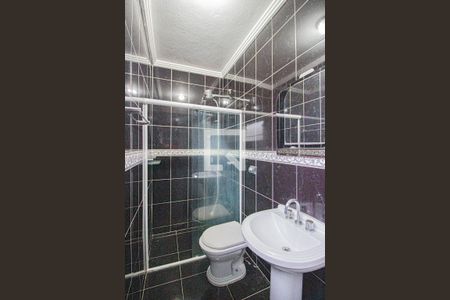 Casa à venda com 180m², 3 quartos e 2 vagasBanheiro da Suíte