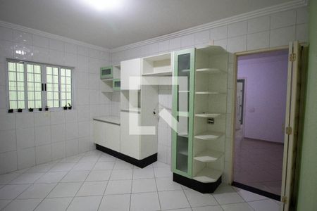 Casa à venda com 180m², 3 quartos e 2 vagasCozinha