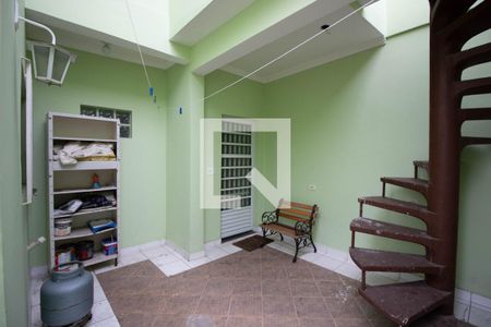 Casa à venda com 180m², 3 quartos e 2 vagasÁrea Externa