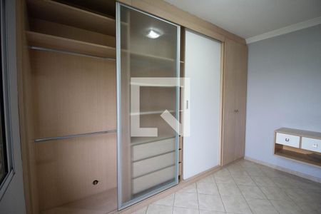 Casa à venda com 180m², 3 quartos e 2 vagasQuarto 2