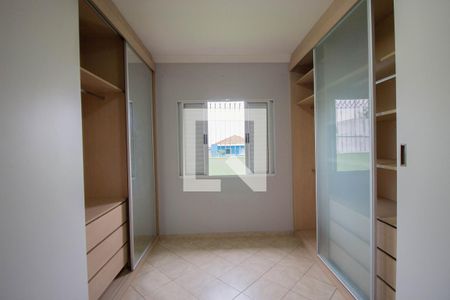 Casa à venda com 180m², 3 quartos e 2 vagasQuarto 2