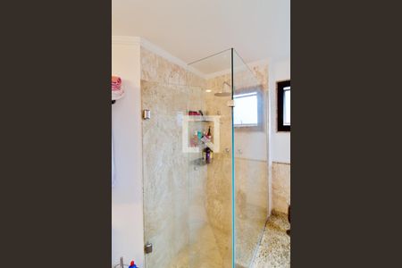 Apartamento à venda com 600m², 4 quartos e 5 vagasBanheiro da Suíte 1