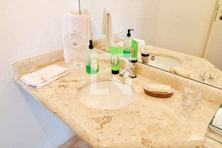 Apartamento à venda com 600m², 4 quartos e 5 vagasLavabo