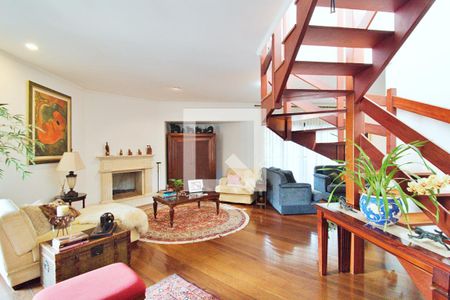 Apartamento à venda com 600m², 4 quartos e 5 vagasSala