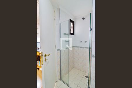 Apartamento à venda com 600m², 4 quartos e 5 vagasBanheiro da Suíte 3