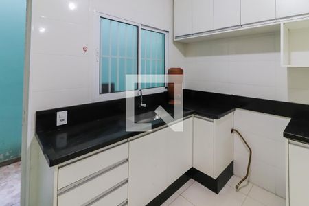 Sala / Cozinha de apartamento para alugar com 2 quartos, 55m² em Rio Pequeno, São Paulo