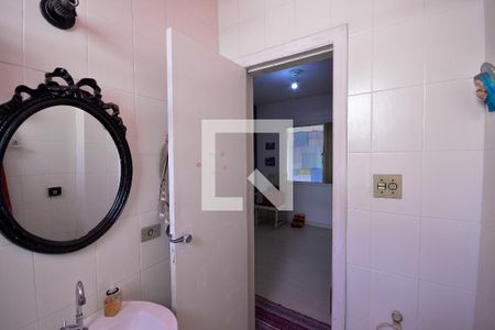 Apartamento para alugar com 60m², 2 quartos e sem vagaBanheiro