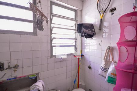 Apartamento para alugar com 60m², 2 quartos e sem vagaArea de Serviço