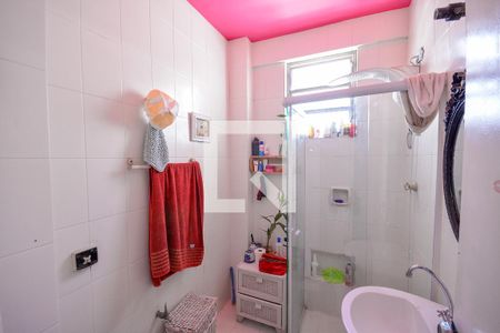 Apartamento para alugar com 60m², 2 quartos e sem vagaBanheiro