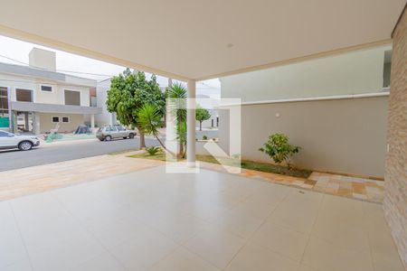 Casa de condomínio para alugar com 318m², 4 quartos e 4 vagasGaragem