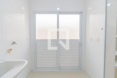 Casa de condomínio para alugar com 318m², 4 quartos e 4 vagasÁrea de Serviço