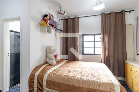 Casa à venda com 159m², 3 quartos e 2 vagasEdícula - Quarto 03 Suíte