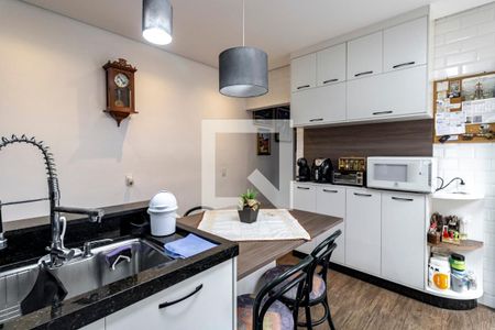 Casa à venda com 159m², 3 quartos e 2 vagasCozinha