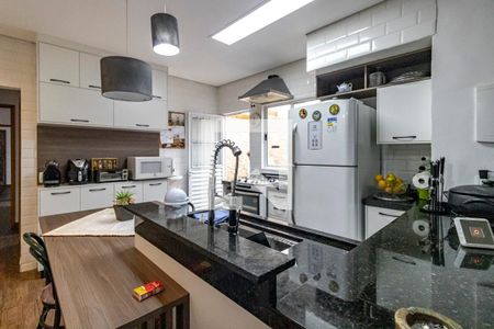 Casa à venda com 159m², 3 quartos e 2 vagasCozinha