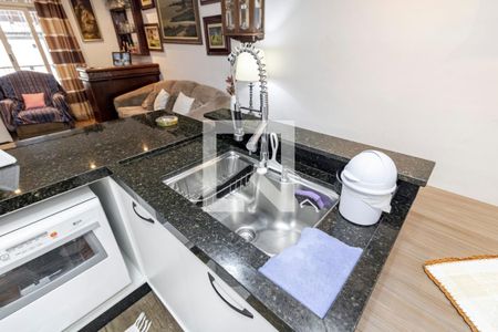 Casa à venda com 159m², 3 quartos e 2 vagasCozinha - Torneira