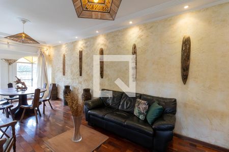 Sala de Estar de casa à venda com 3 quartos, 700m² em Parada Inglesa, São Paulo