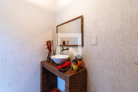 Casa à venda com 700m², 3 quartos e 6 vagasBanheiro Externo