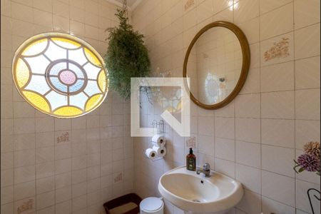 Casa à venda com 700m², 3 quartos e 6 vagasLavabo