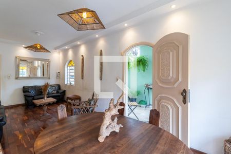 Sala de Estar de casa à venda com 3 quartos, 700m² em Parada Inglesa, São Paulo