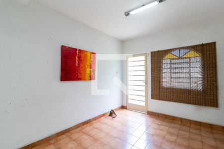 Casa à venda com 700m², 3 quartos e 6 vagasHall do Salão de Festas