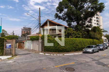 Casa à venda com 700m², 3 quartos e 6 vagasFachada