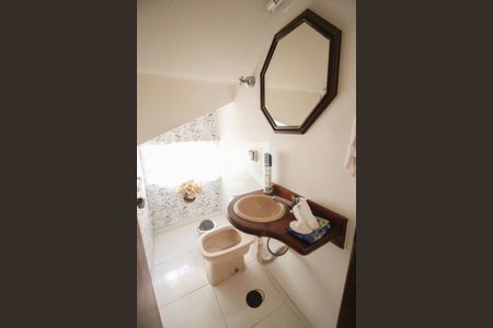 Casa à venda com 150m², 4 quartos e 1 vagalavabo