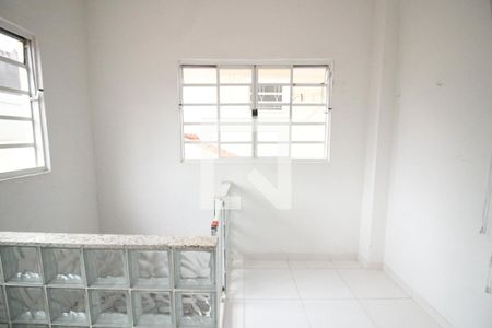 Casa à venda com 150m², 4 quartos e 1 vagaarea de serviço