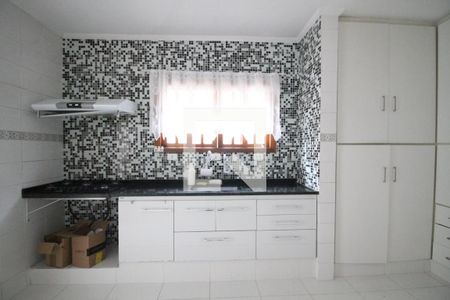 Casa à venda com 150m², 4 quartos e 1 vagacozinha