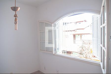 quarto 1 de casa para alugar com 5 quartos, 280m² em Pechincha, Rio de Janeiro