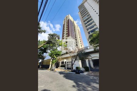 Apartamento à venda com 70m², 2 quartos e 1 vagaFachada
