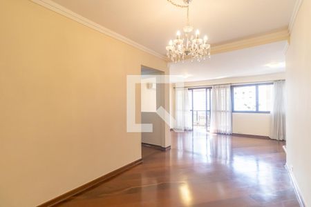 Apartamento para alugar com 200m², 4 quartos e 2 vagas Apartamento para alugar com 200m², 4 quartos e 2 vagasSala