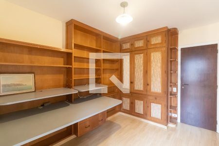 Apartamento para alugar com 200m², 4 quartos e 2 vagas Apartamento para alugar com 200m², 4 quartos e 2 vagasQuarto 1