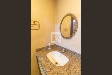 Apartamento para alugar com 200m², 4 quartos e 2 vagas Apartamento para alugar com 200m², 4 quartos e 2 vagasLavabo