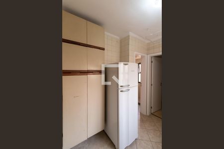 Apartamento para alugar com 200m², 4 quartos e 2 vagas Apartamento para alugar com 200m², 4 quartos e 2 vagasÁrea de Serviço