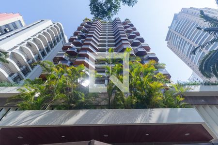 Apartamento para alugar com 200m², 4 quartos e 2 vagas Apartamento para alugar com 200m², 4 quartos e 2 vagasFachada