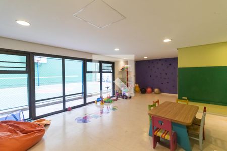 Apartamento para alugar com 200m², 4 quartos e 2 vagas Apartamento para alugar com 200m², 4 quartos e 2 vagasBrinquedoteca