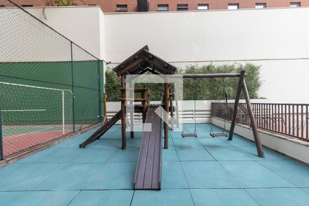 Apartamento para alugar com 200m², 4 quartos e 2 vagas Apartamento para alugar com 200m², 4 quartos e 2 vagasÁrea Comum - Playground