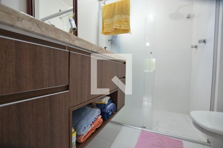 Casa de condomínio para alugar com 84m², 2 quartos e 1 vagaBanheiro da Suíte