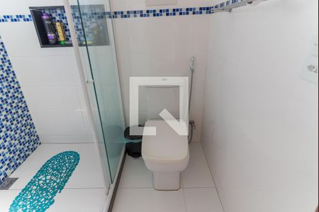 Apartamento à venda com 130m², 3 quartos e sem vaga Apartamento à venda com 130m², 3 quartos e sem vagaBanheiro da Suíte