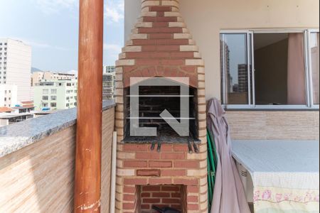 Apartamento à venda com 130m², 3 quartos e sem vaga Apartamento à venda com 130m², 3 quartos e sem vagaTerraço - Churrasqueira