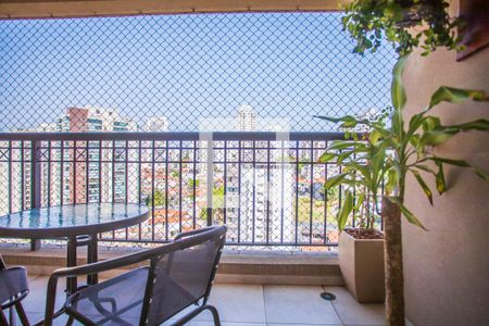 Varanda de apartamento para alugar com 2 quartos, 70m² em Chácara Inglesa, São Paulo