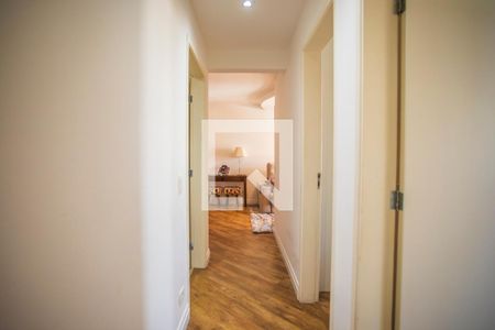 Corredor - Quartos de apartamento para alugar com 2 quartos, 70m² em Chácara Inglesa, São Paulo