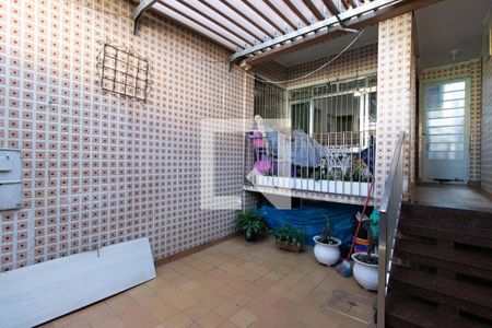 Casa à venda com 130m², 3 quartos e 2 vagasGaragem