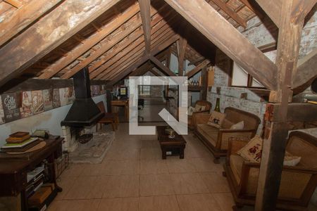 Casa à venda com 490m², 3 quartos e sem vaga Casa à venda com 490m², 3 quartos e sem vagaSalão Andar Superior