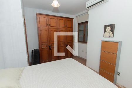 Casa à venda com 490m², 3 quartos e sem vaga Casa à venda com 490m², 3 quartos e sem vagaSuíte 2