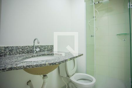 Banheiro de kitnet/studio para alugar com 1 quarto, 27m² em Saúde, São Paulo