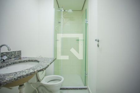 Banheiro de kitnet/studio para alugar com 1 quarto, 27m² em Saúde, São Paulo