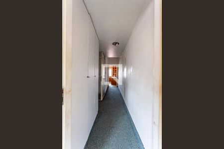 Corredor Dormitórios de casa à venda com 3 quartos, 183m² em Vila Assunção, Santo André